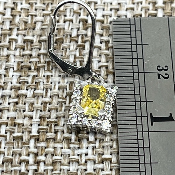Epiphany Diamonique Yellow Stone Lever-Back Earrings – Vintage Sparkling Beauty - Picture 15 of 16
